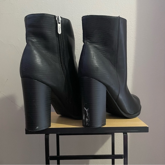 $19❄️ Circus by Sam Edelman Black & Snakeskin 4" Block Heel Ankle Booties Sz 8.5 - Picture 7 of 15